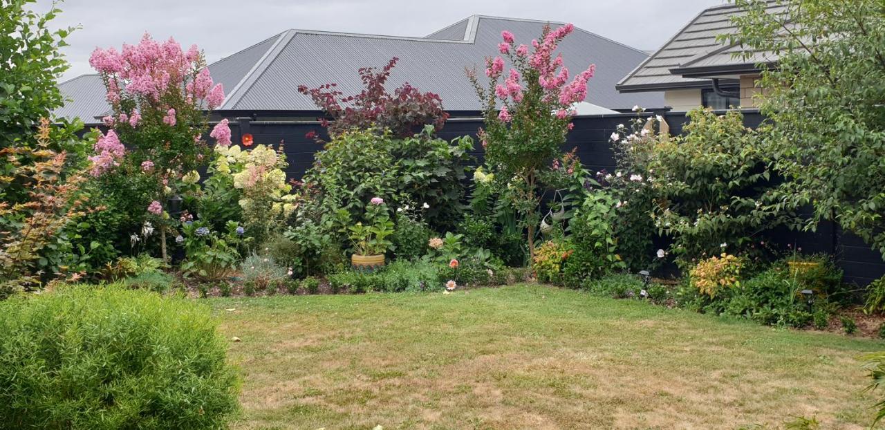 Cambridge Retreat Bed & Breakfast ภายนอก รูปภาพ